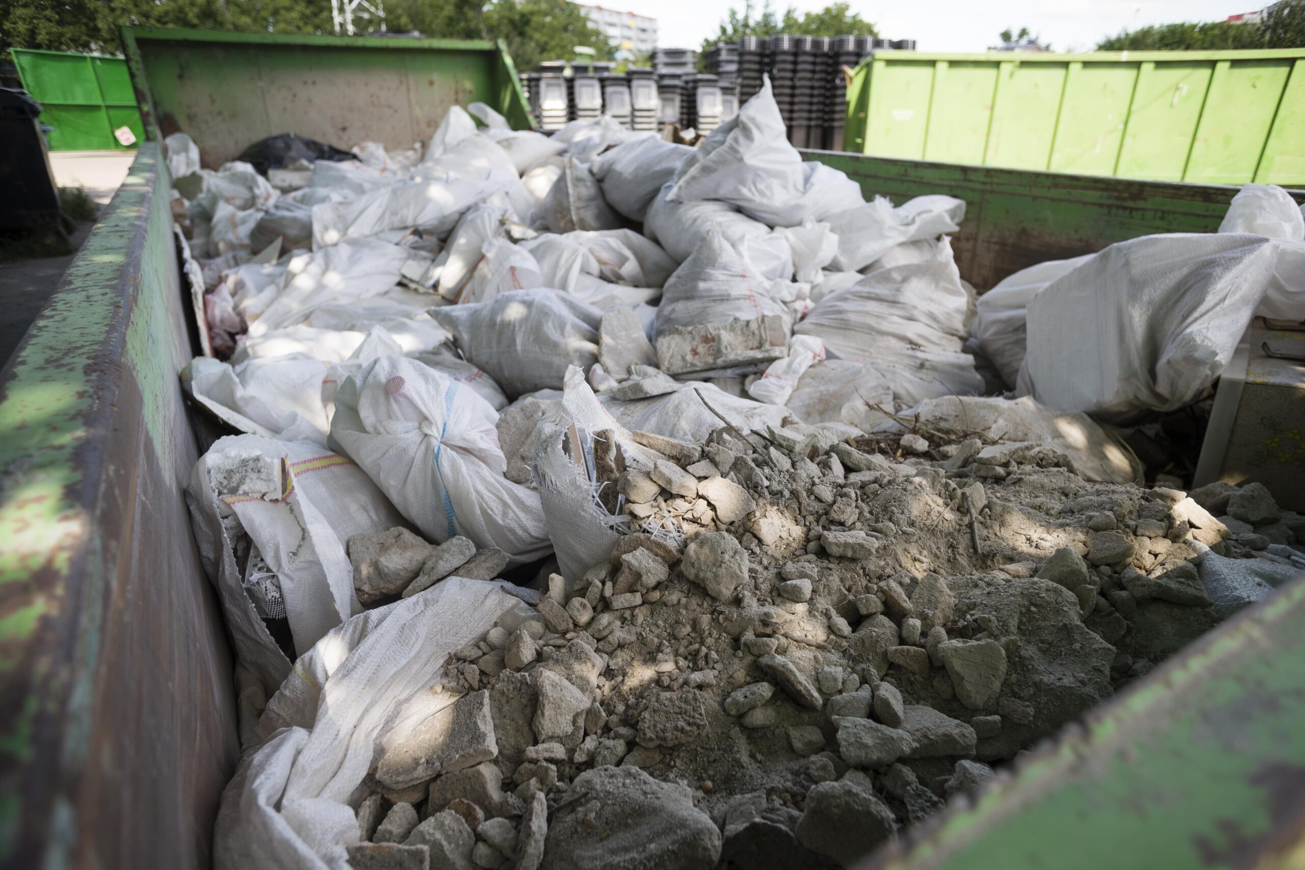 Colectarea deșeurilor rezultate din construcții și demolări